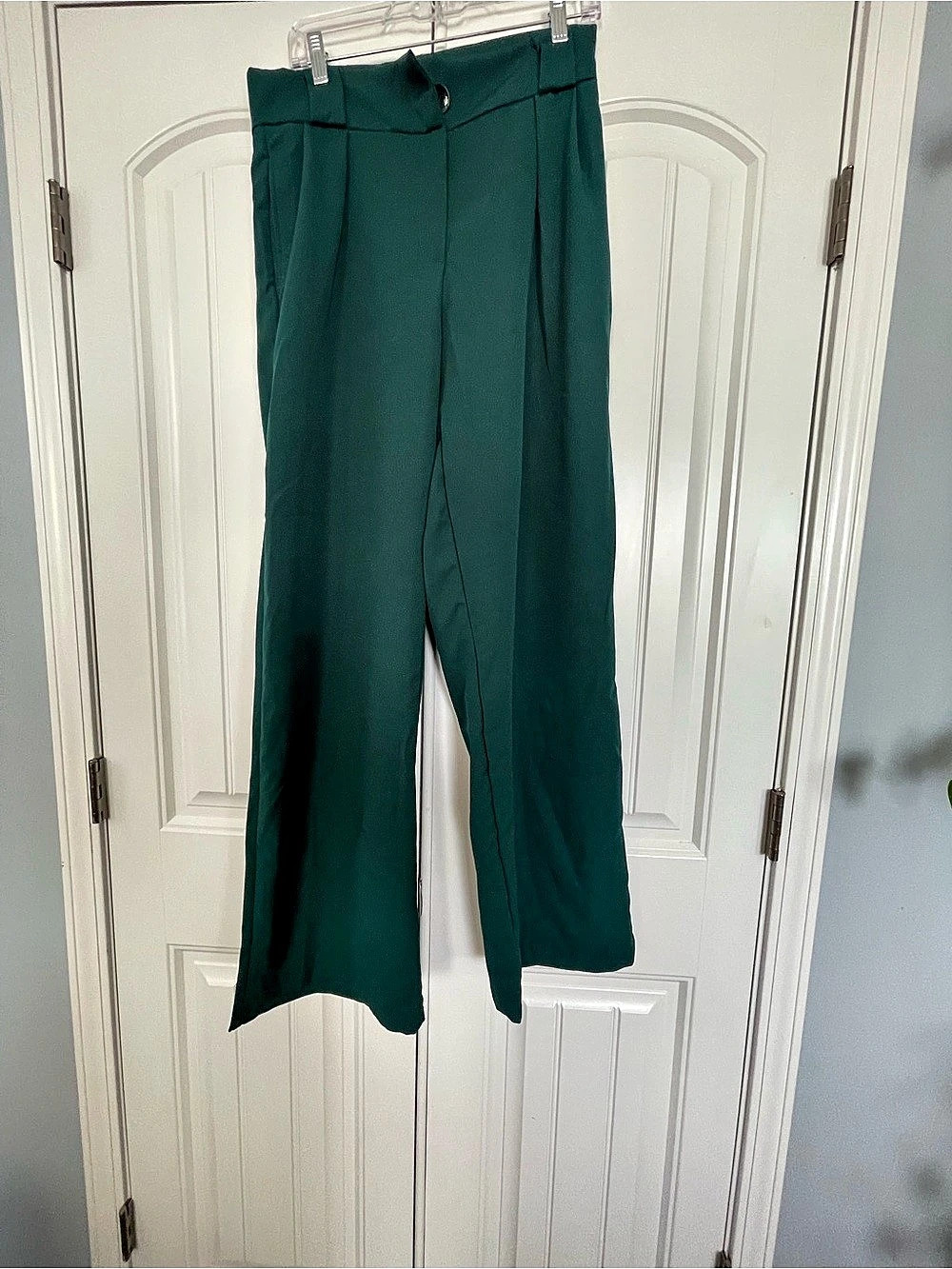 Wide Leg Pants in Green Size Medium size 12